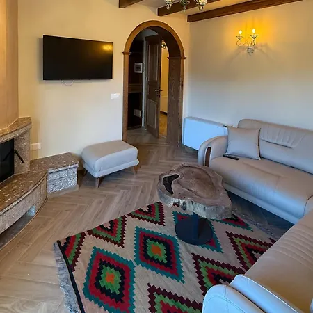 Hotel Restorant Unaza Voskopoje